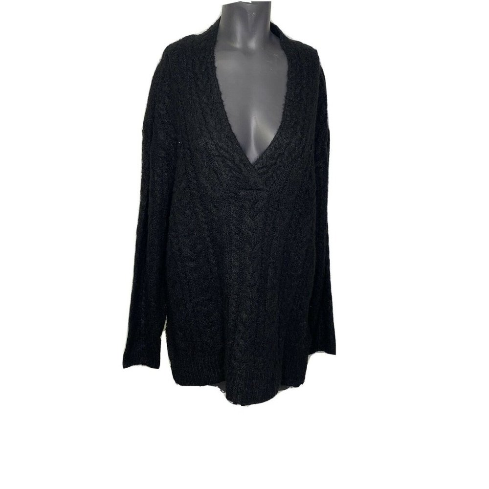 Cloth by RD Black Chunky Knit Sweater Size L